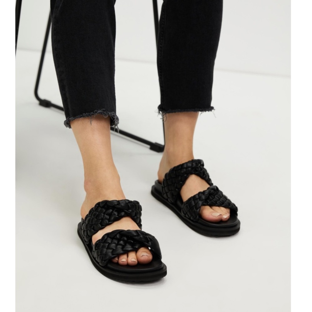 Black chunky sandals - Alias Mae